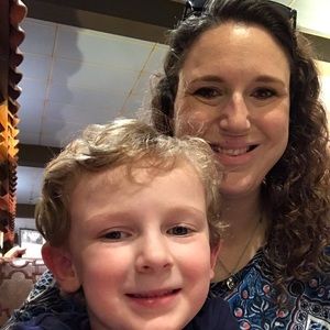 Meet your Posher, Sara